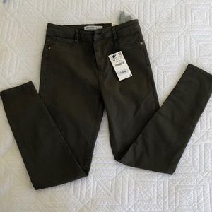 NWT Zara High Rise Jegging - Surplus Green Sz 8